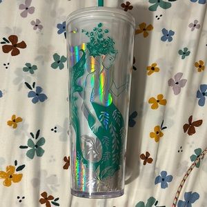 NEW white and green, iridescent pearl Starbucks cup
